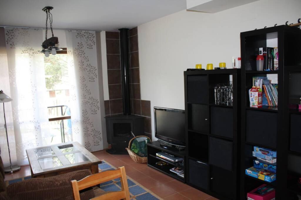 דירות Villanúa Duplex Con Jardin En Pirineos, Totalmente Equipado מראה חיצוני תמונה