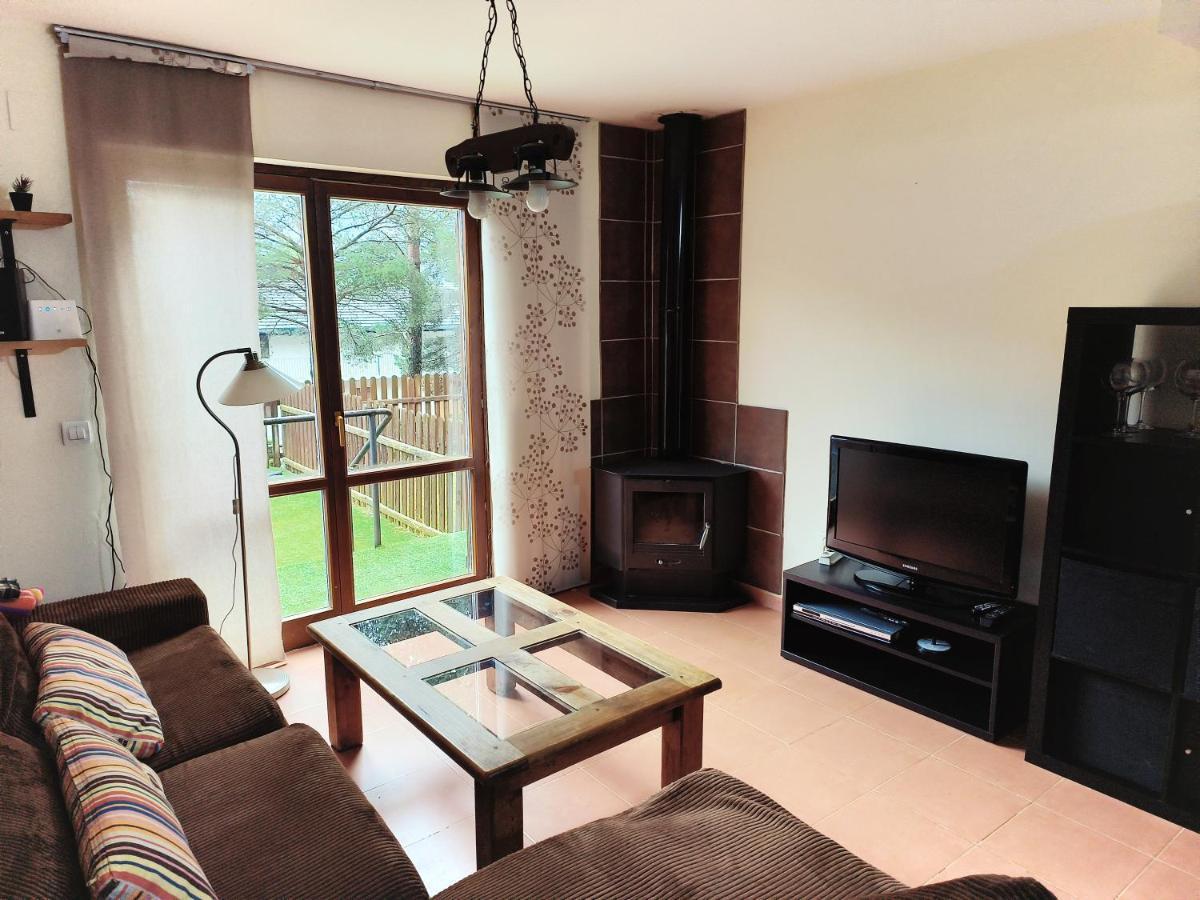 דירות Villanúa Duplex Con Jardin En Pirineos, Totalmente Equipado מראה חיצוני תמונה